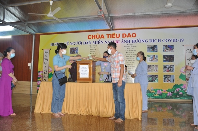 Towards the people in the South affected by Covid 19 of Tieu Dao Pagoda